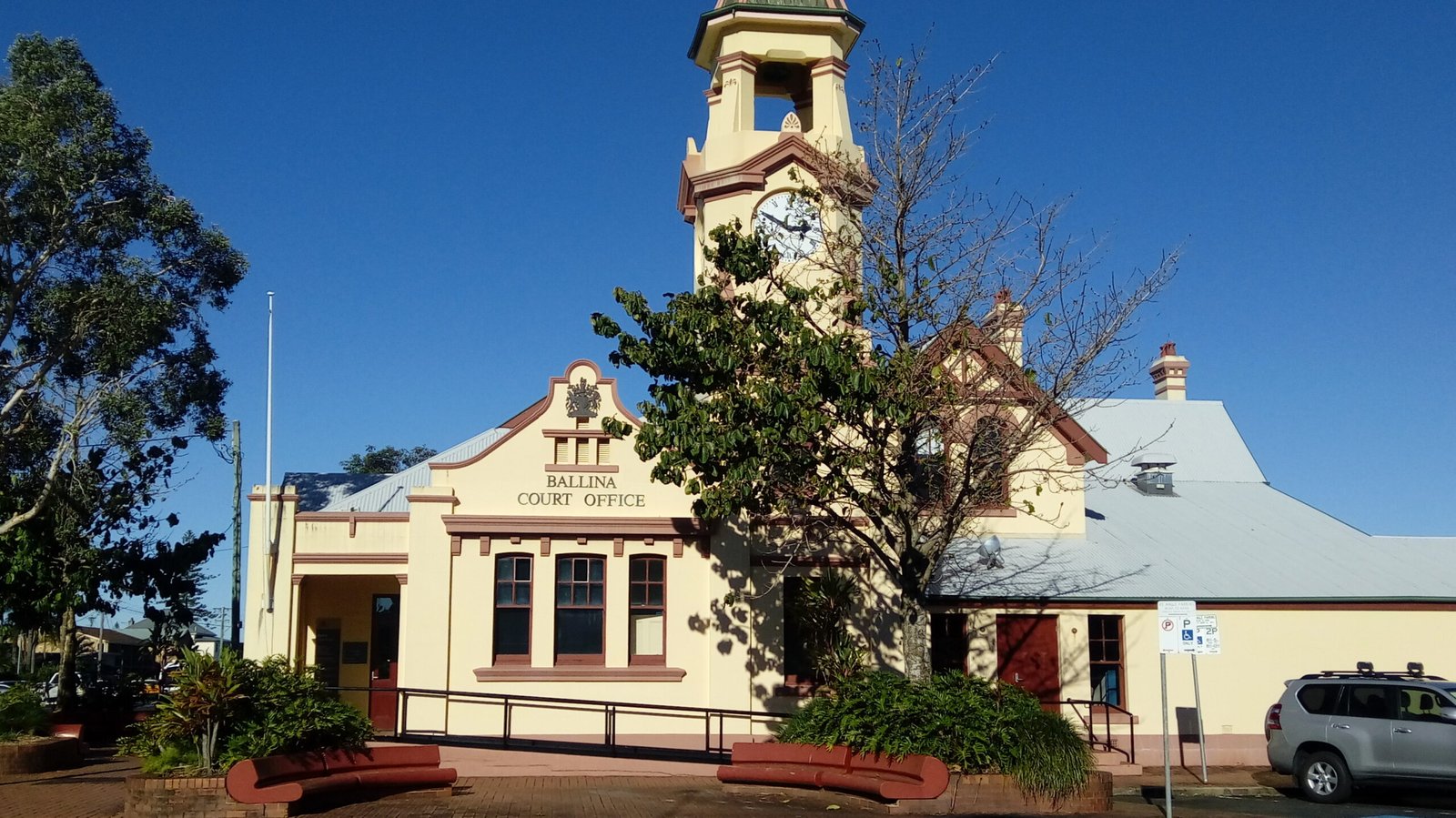 Ballina courthouse exterior